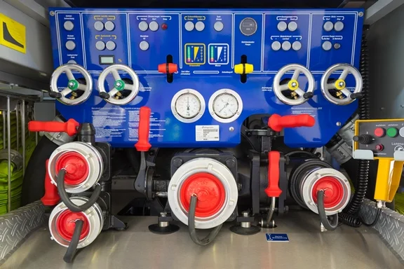 Schlingmann_Feuerwehrfahrzeuge_Bedienlogik_600x400.jpg