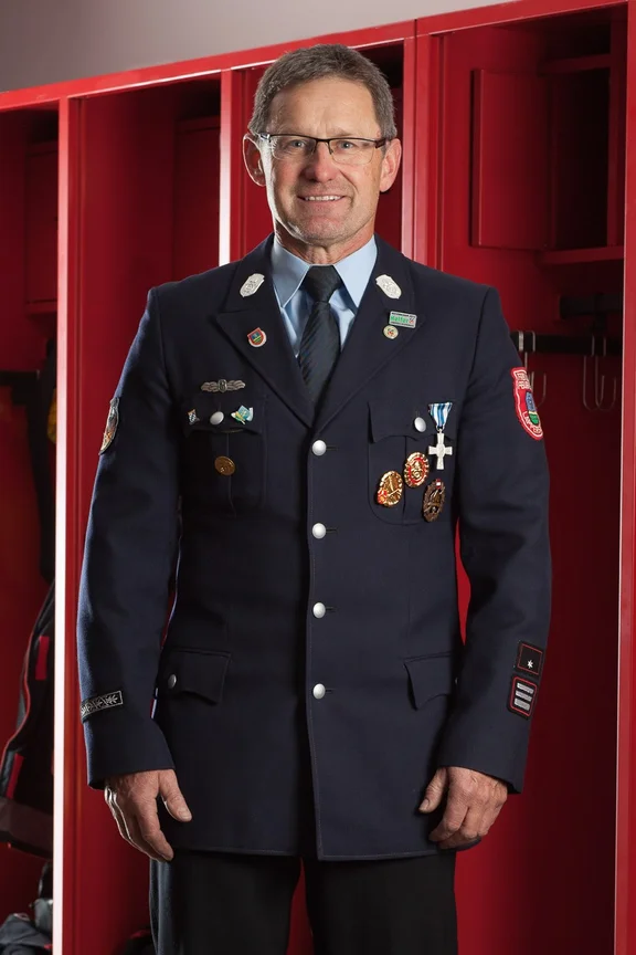 Portrait Thür Vorstand.jpg
